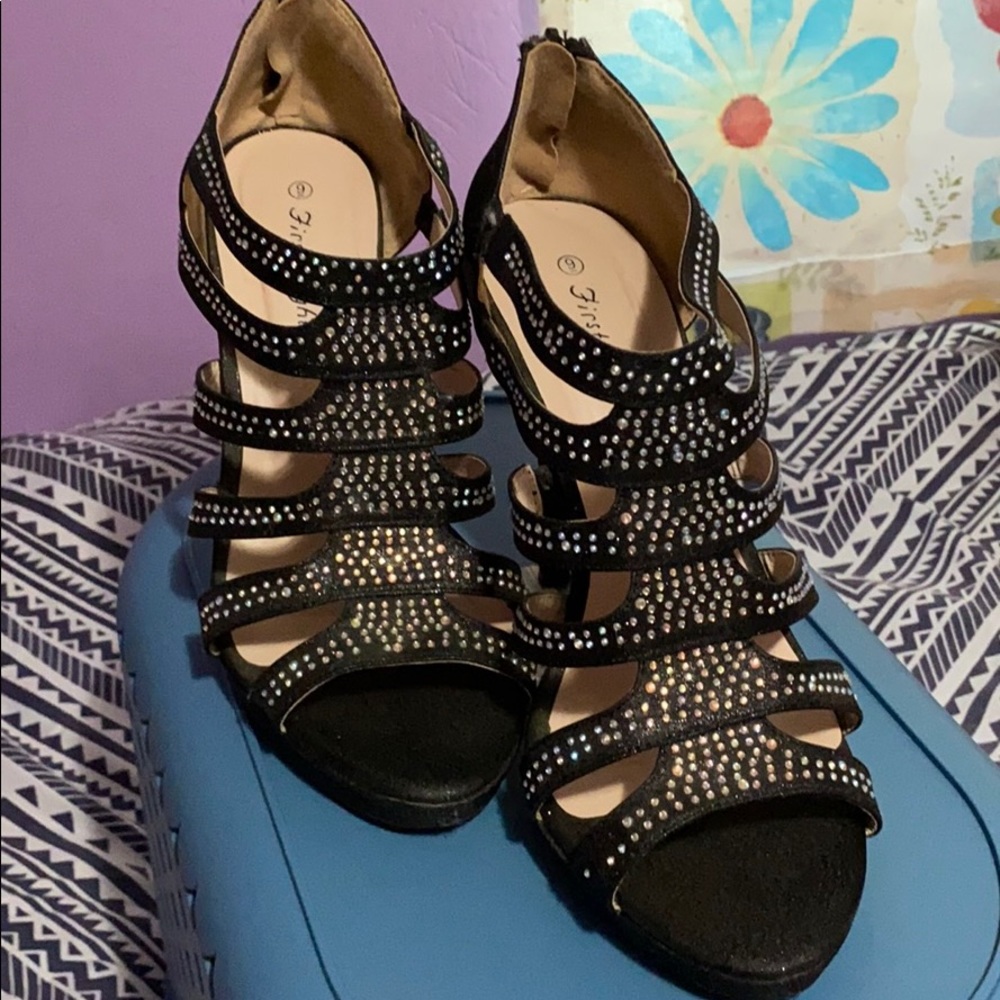 First Sight Heels - Picture 3 of 13